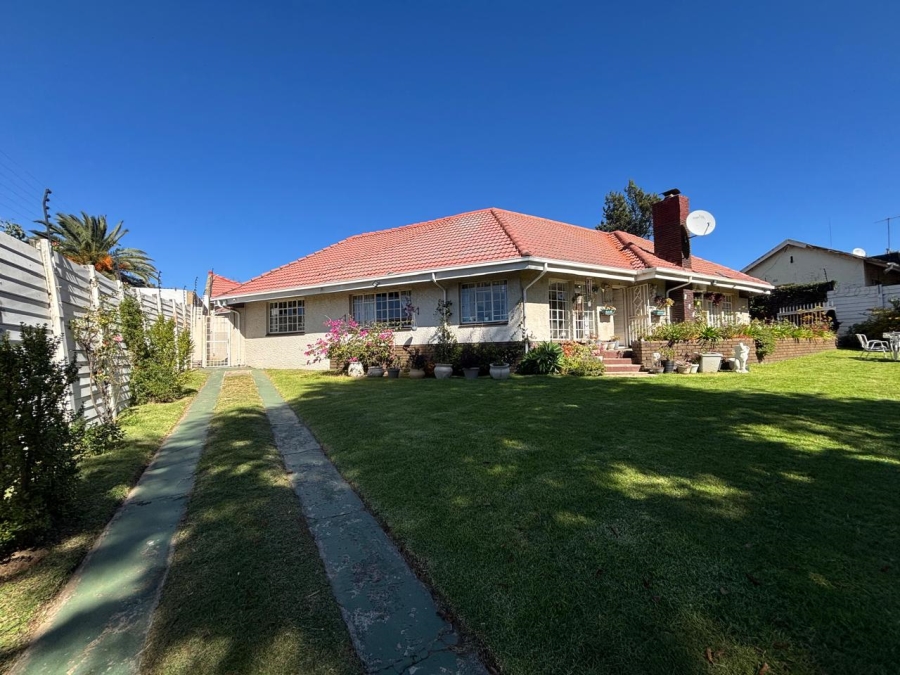 3 Bedroom Property for Sale in Mondeor Gauteng