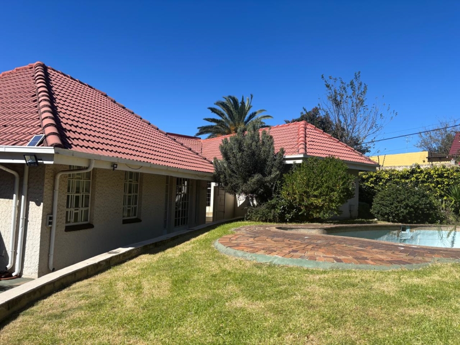 3 Bedroom Property for Sale in Mondeor Gauteng