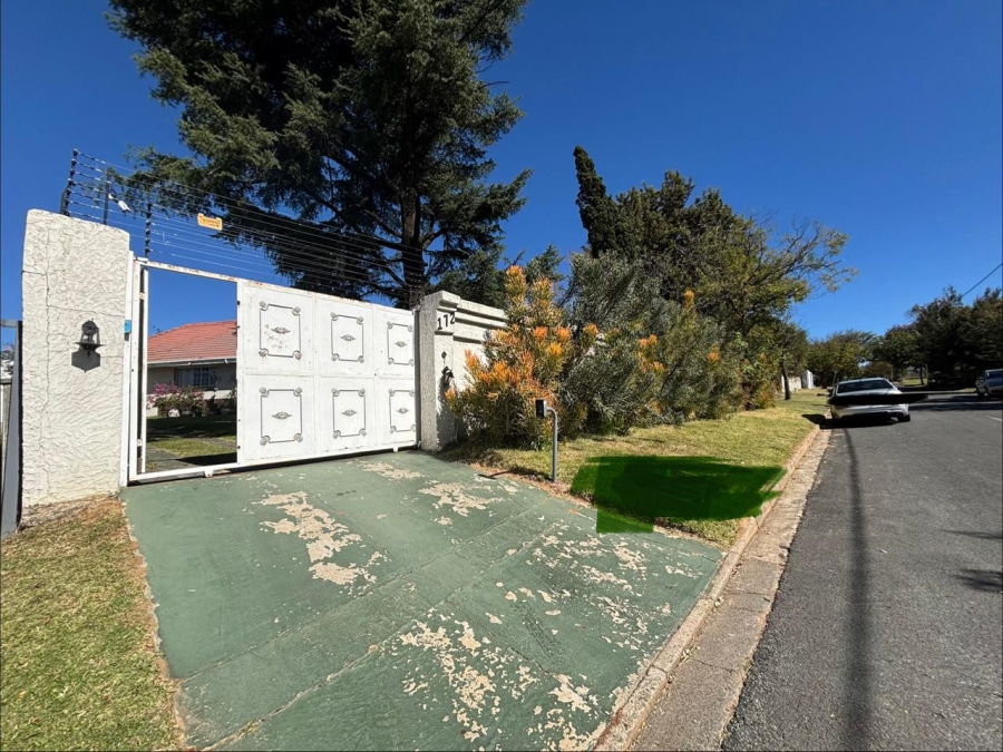 3 Bedroom Property for Sale in Mondeor Gauteng