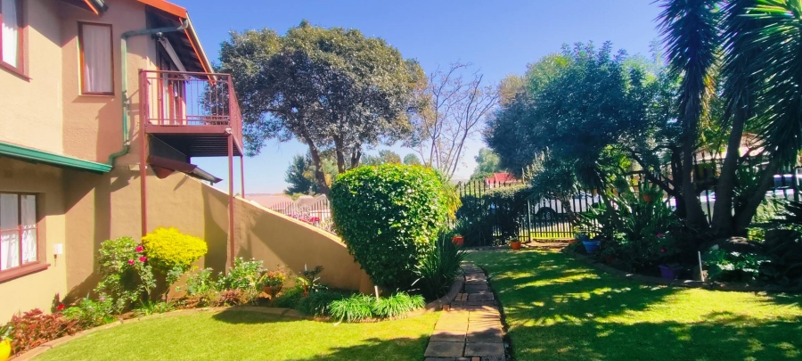 3 Bedroom Property for Sale in Verwoerdpark Gauteng