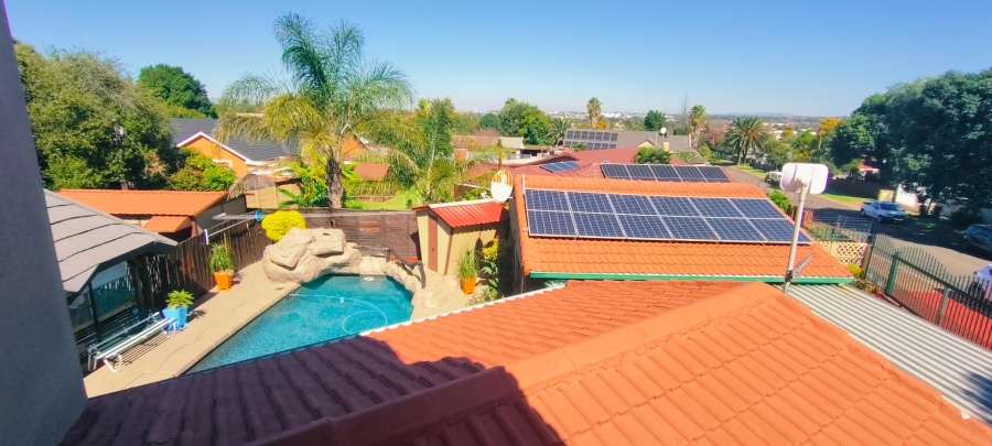 3 Bedroom Property for Sale in Verwoerdpark Gauteng