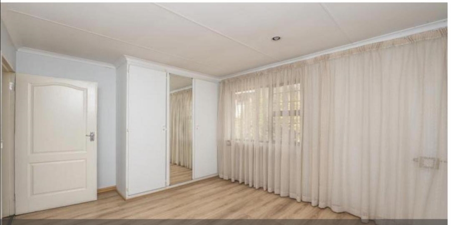 3 Bedroom Property for Sale in Ridgeway Gauteng