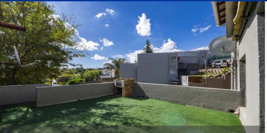 3 Bedroom Property for Sale in Ridgeway Gauteng