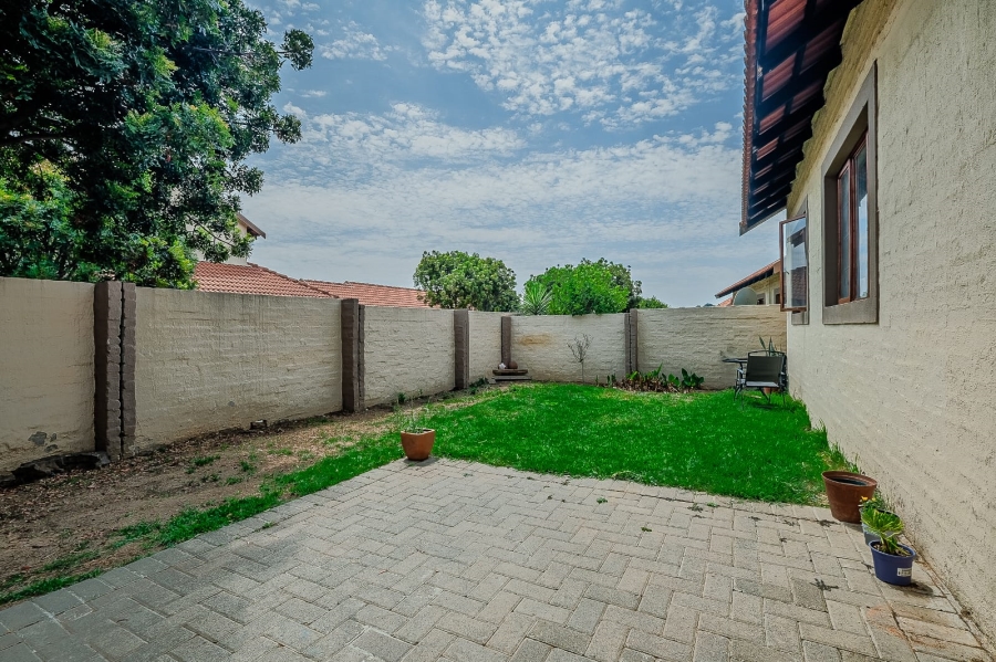 2 Bedroom Property for Sale in Carlswald Gauteng