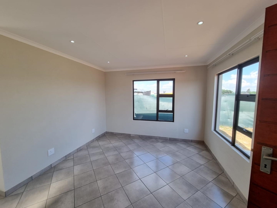 2 Bedroom Property for Sale in Weltevreden A H Gauteng