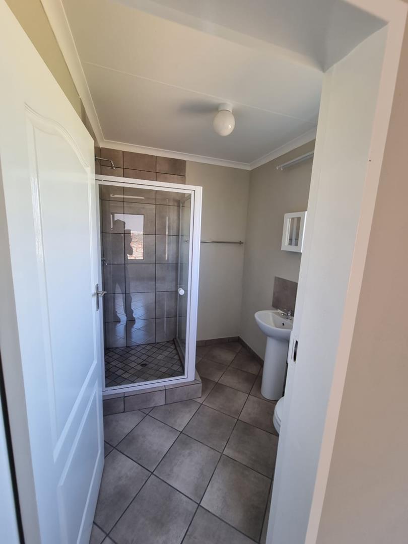 2 Bedroom Property for Sale in Weltevreden A H Gauteng