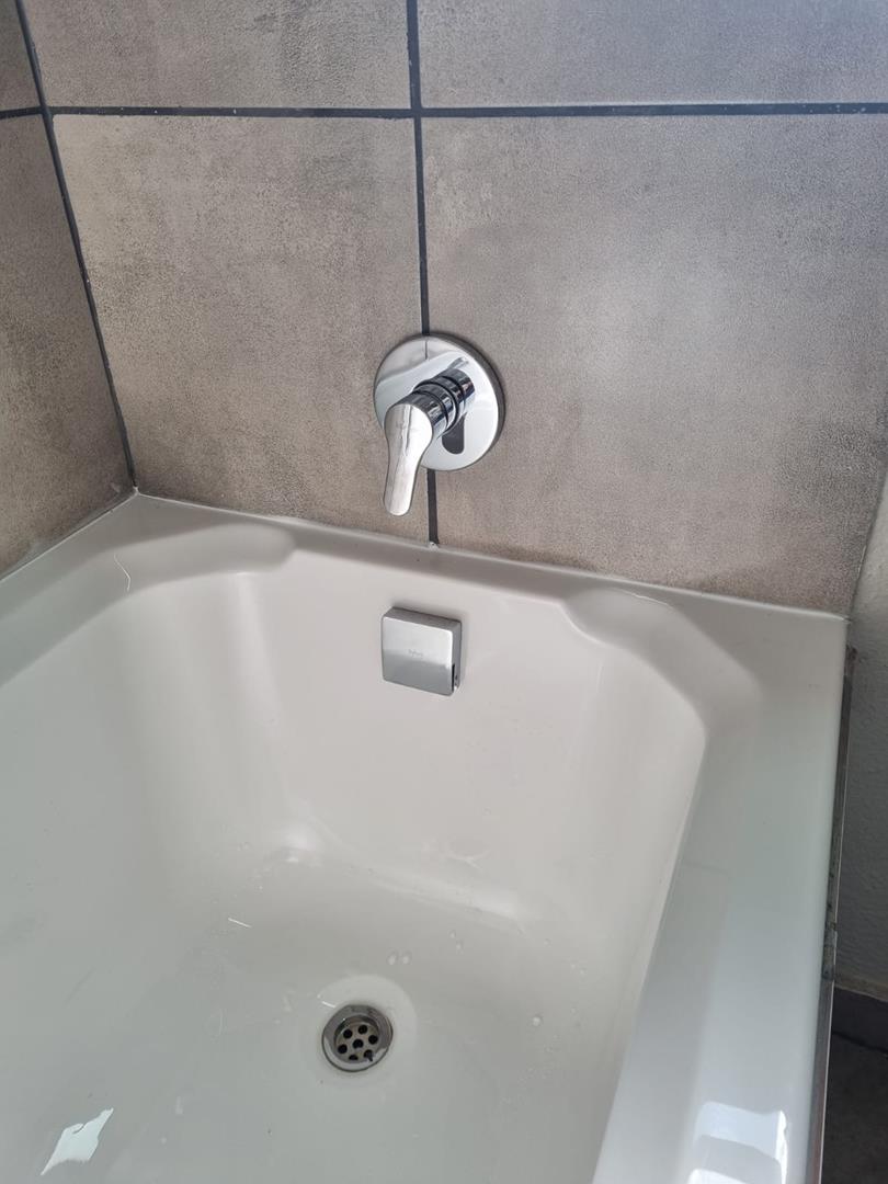 2 Bedroom Property for Sale in Weltevreden A H Gauteng