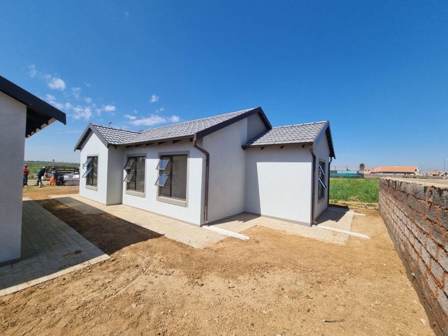2 Bedroom Property for Sale in Weltevreden A H Gauteng