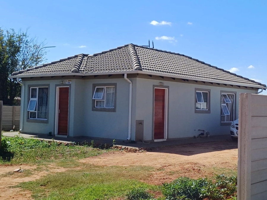 2 Bedroom Property for Sale in Weltevreden A H Gauteng