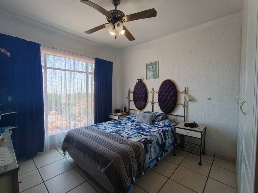 3 Bedroom Property for Sale in Blue Saddle Ranches Gauteng