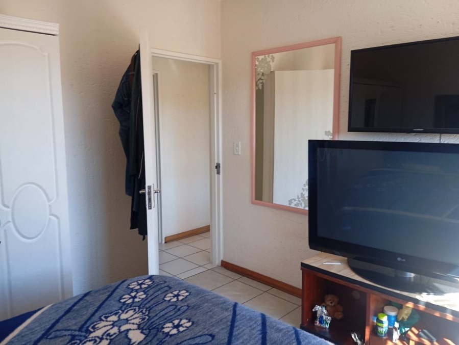 4 Bedroom Property for Sale in Bassonia Gauteng