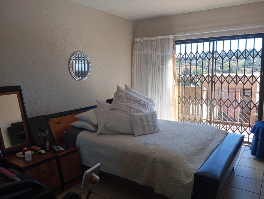 4 Bedroom Property for Sale in Bassonia Gauteng