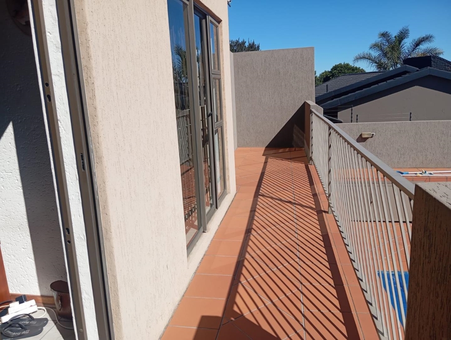 4 Bedroom Property for Sale in Bassonia Gauteng