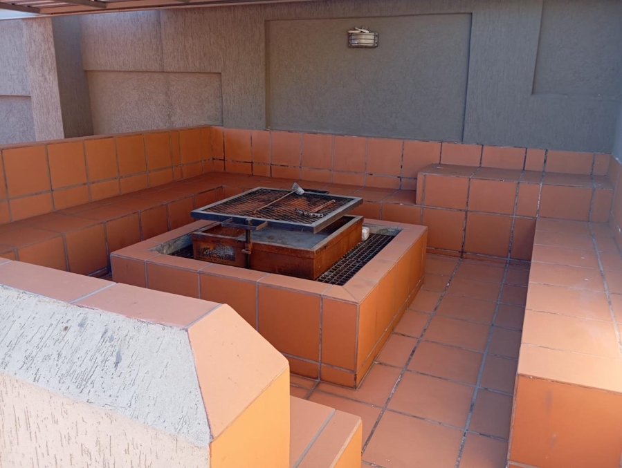 4 Bedroom Property for Sale in Bassonia Gauteng