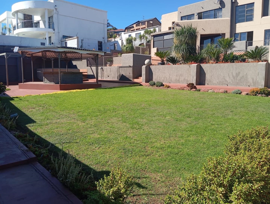 4 Bedroom Property for Sale in Bassonia Gauteng