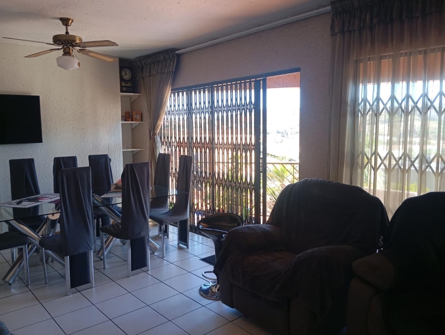 4 Bedroom Property for Sale in Bassonia Gauteng