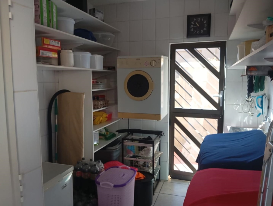 4 Bedroom Property for Sale in Bassonia Gauteng
