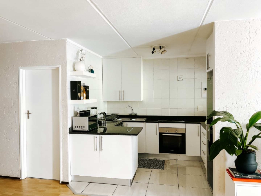 1 Bedroom Property for Sale in Morningside Gauteng