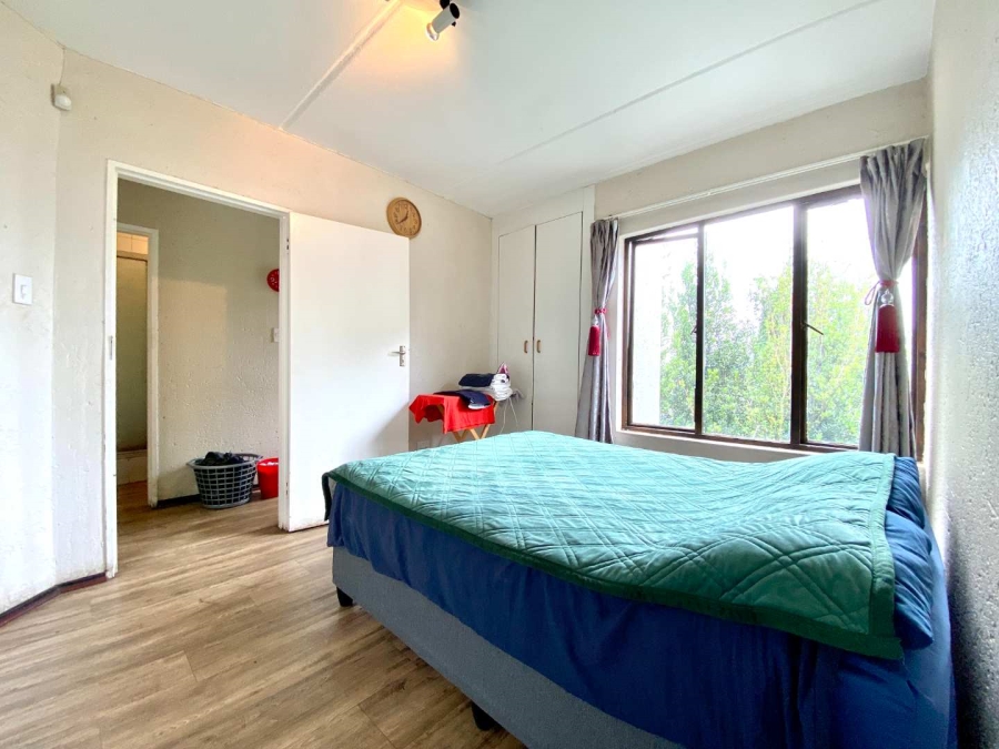 1 Bedroom Property for Sale in Morningside Gauteng