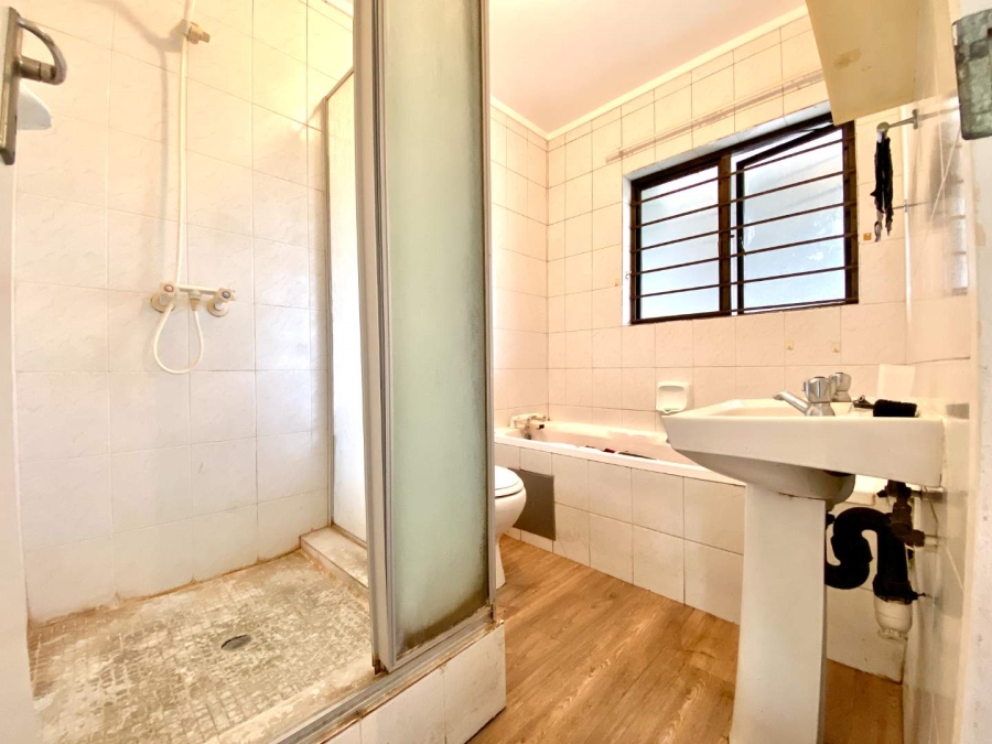 1 Bedroom Property for Sale in Morningside Gauteng