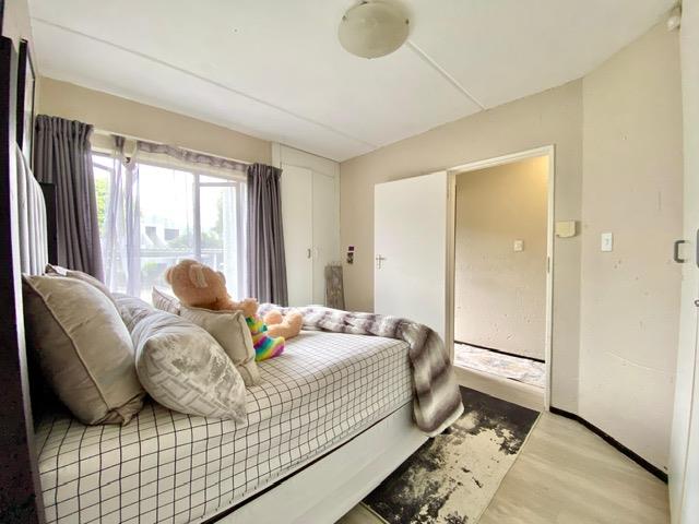 1 Bedroom Property for Sale in Morningside Gauteng