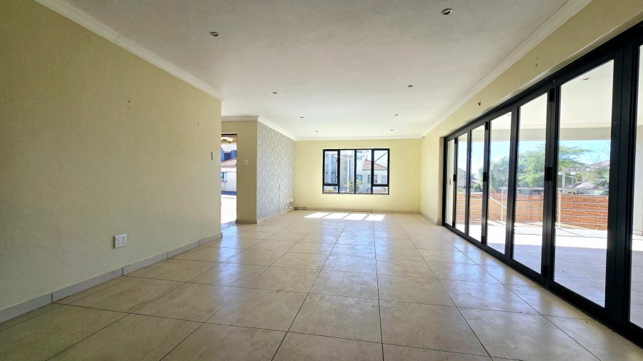 3 Bedroom Property for Sale in Olympus Gauteng