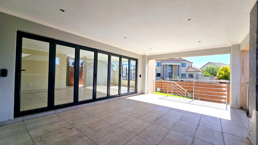 3 Bedroom Property for Sale in Olympus Gauteng