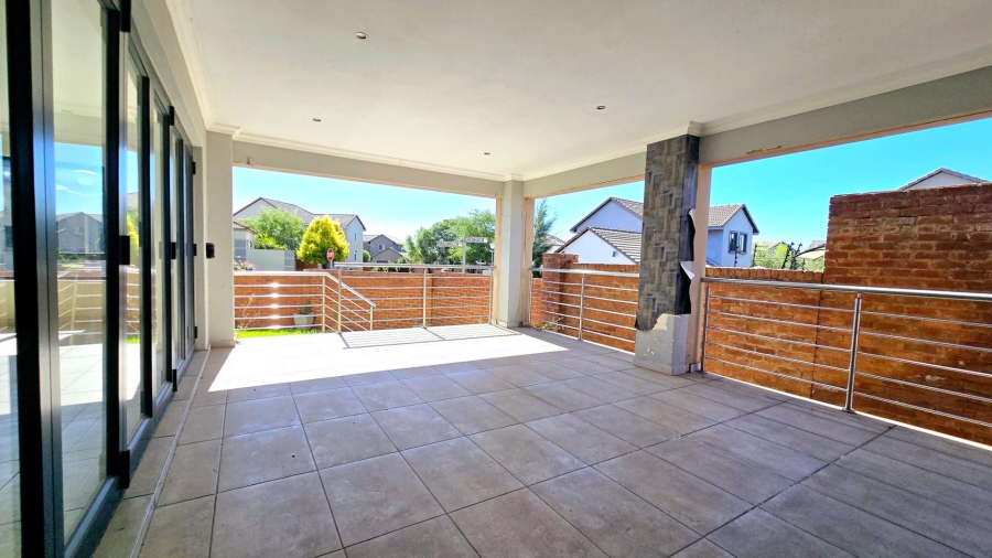 3 Bedroom Property for Sale in Olympus Gauteng