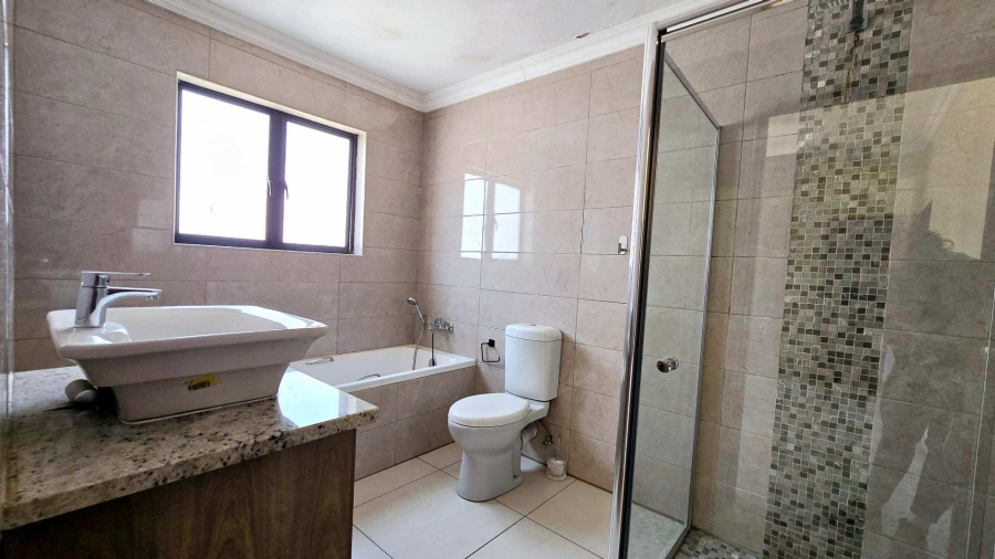 3 Bedroom Property for Sale in Olympus Gauteng