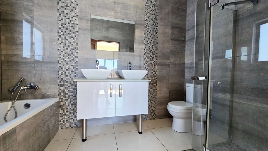 3 Bedroom Property for Sale in Olympus Gauteng