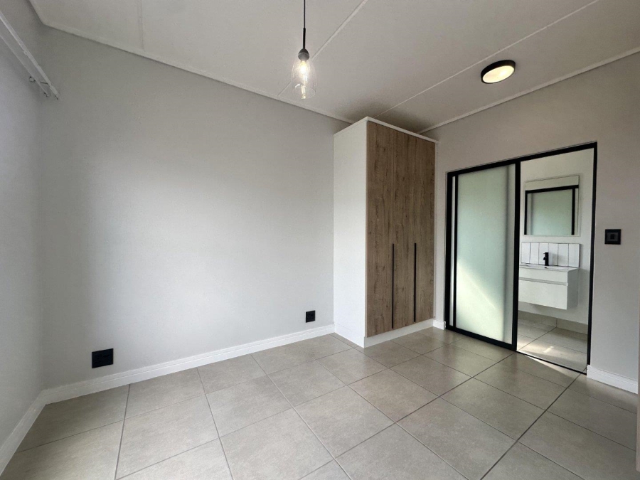 To Let 1 Bedroom Property for Rent in Linbro Park Gauteng