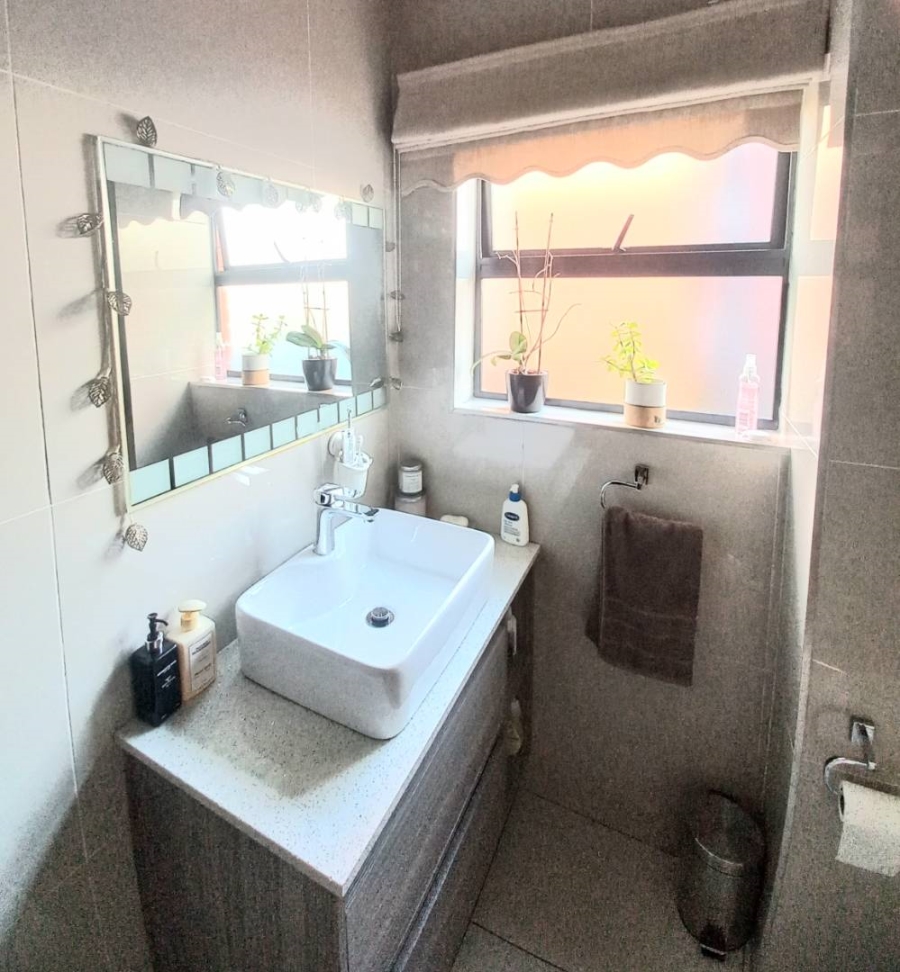 3 Bedroom Property for Sale in Eveleigh Gauteng