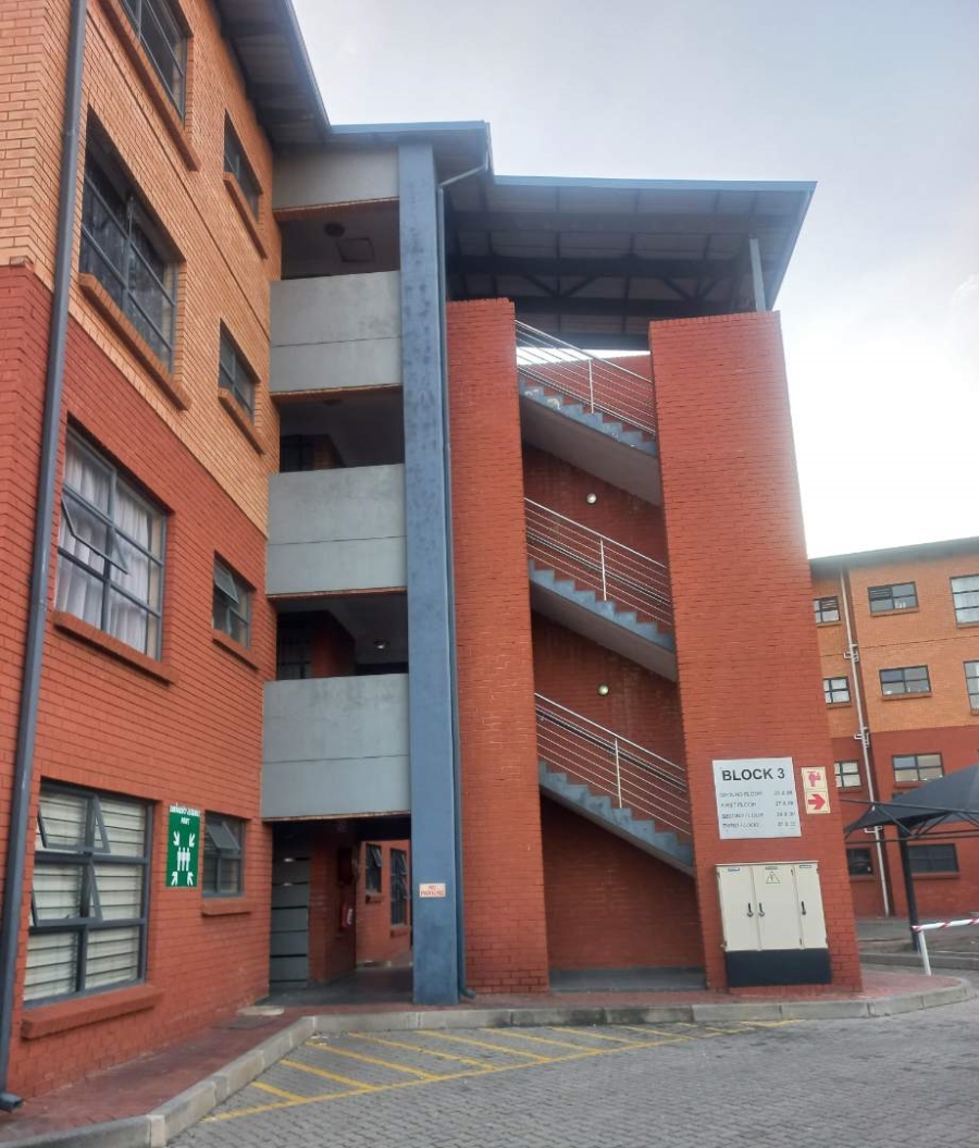 3 Bedroom Property for Sale in Eveleigh Gauteng