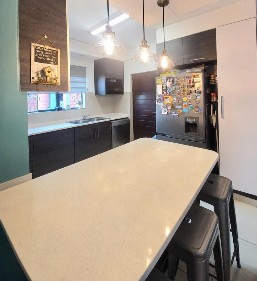 3 Bedroom Property for Sale in Eveleigh Gauteng