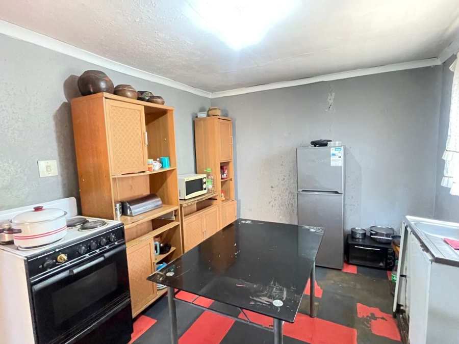 2 Bedroom Property for Sale in Tokoza Gauteng