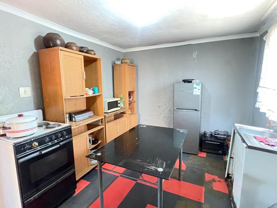 2 Bedroom Property for Sale in Tokoza Gauteng