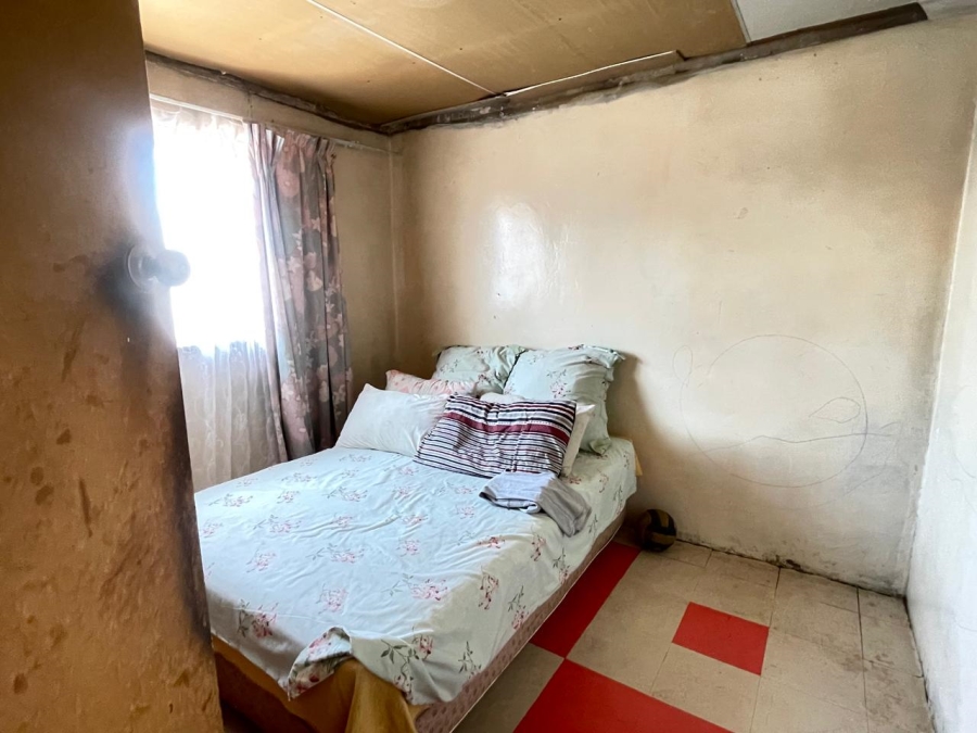 2 Bedroom Property for Sale in Tokoza Gauteng