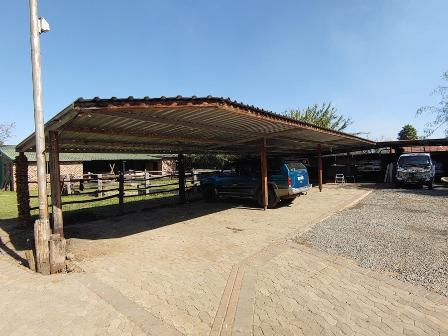 10 Bedroom Property for Sale in Homelands Gauteng