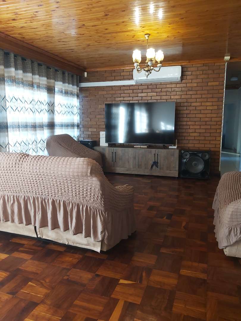 5 Bedroom Property for Sale in Bakerton Gauteng