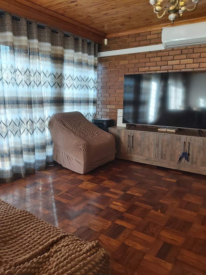 5 Bedroom Property for Sale in Bakerton Gauteng