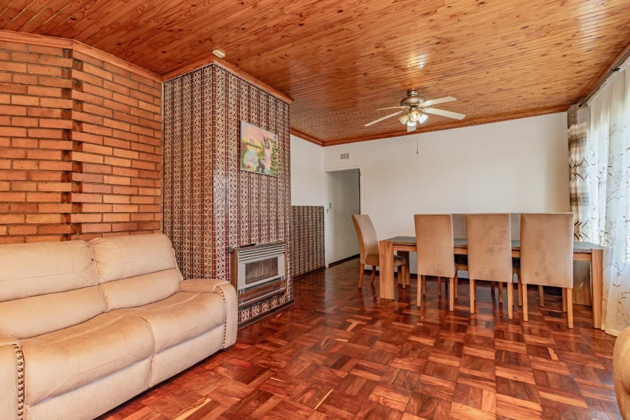 5 Bedroom Property for Sale in Bakerton Gauteng