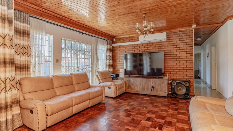 5 Bedroom Property for Sale in Bakerton Gauteng