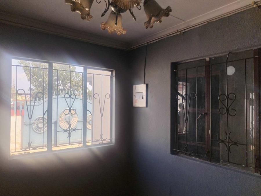 2 Bedroom Property for Sale in Mamelodi Gauteng