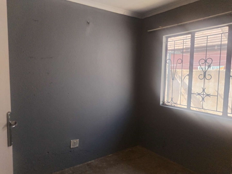 2 Bedroom Property for Sale in Mamelodi Gauteng