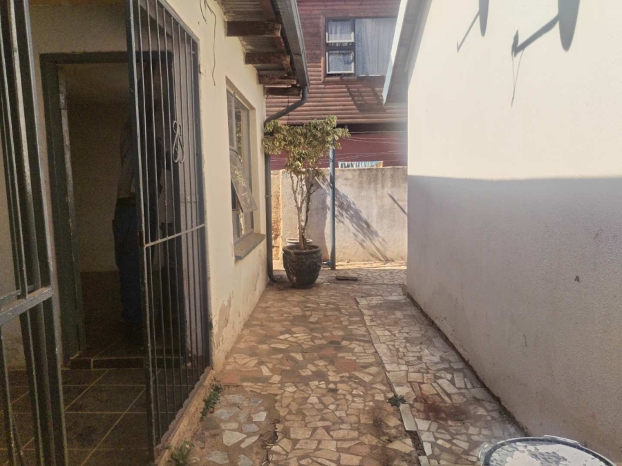 2 Bedroom Property for Sale in Mamelodi Gauteng