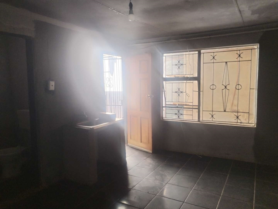 2 Bedroom Property for Sale in Mamelodi Gauteng