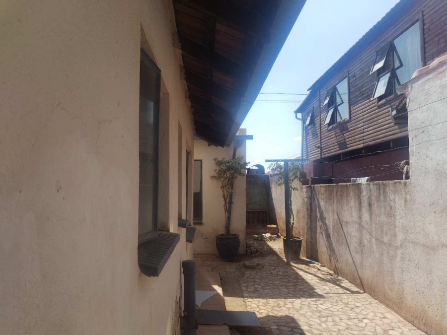 2 Bedroom Property for Sale in Mamelodi Gauteng