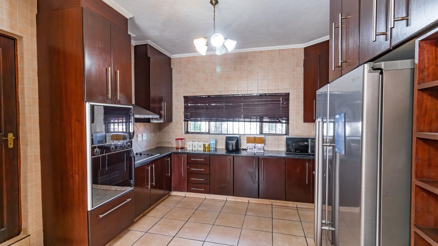 4 Bedroom Property for Sale in Amberfield Gauteng