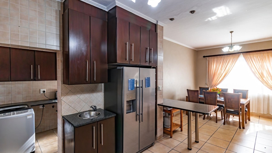 4 Bedroom Property for Sale in Amberfield Gauteng