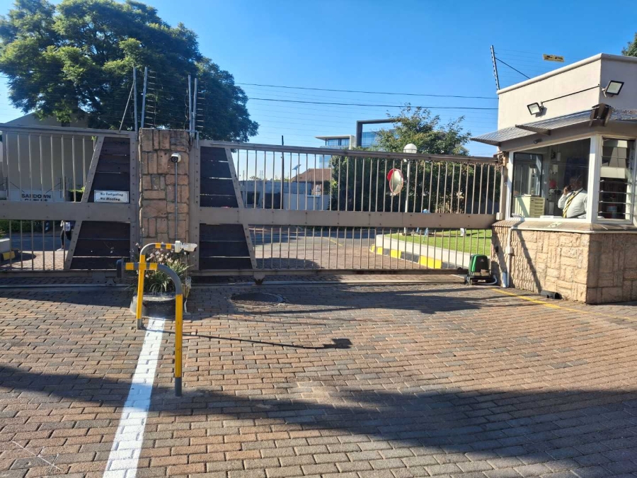 2 Bedroom Property for Sale in Sandown Gauteng
